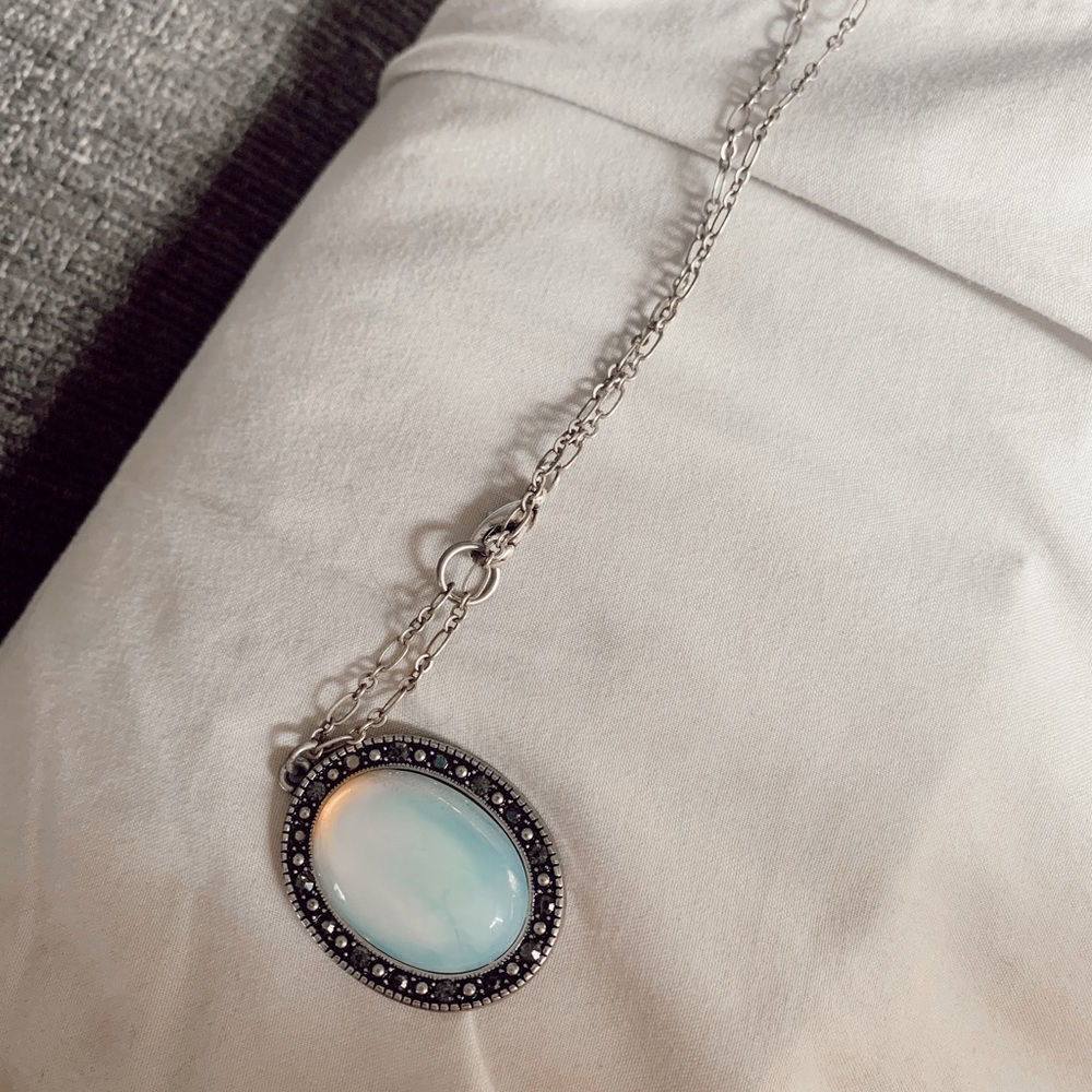 OPAL LONG NECKLACE
